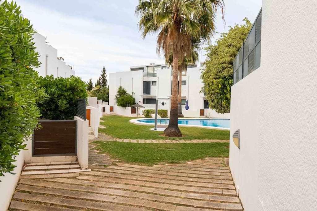 Apartamento Moderno Tranquilo Con Piscina Y Jardin Dénia Exterior foto